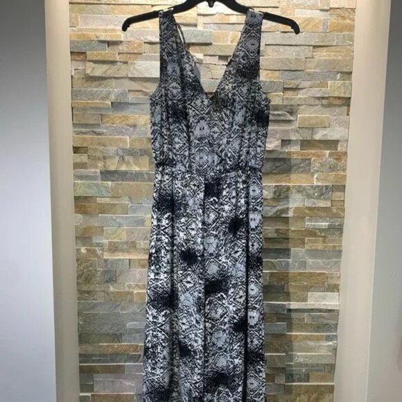 DR2 by Daniel Rainn Sleeveless JUMPSUIT - Picture 3 of 6